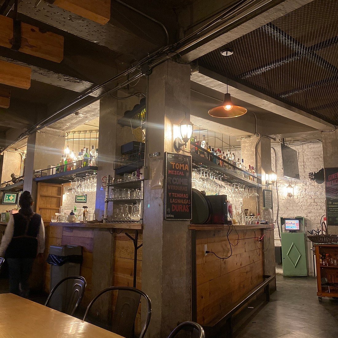 La llorona cantina